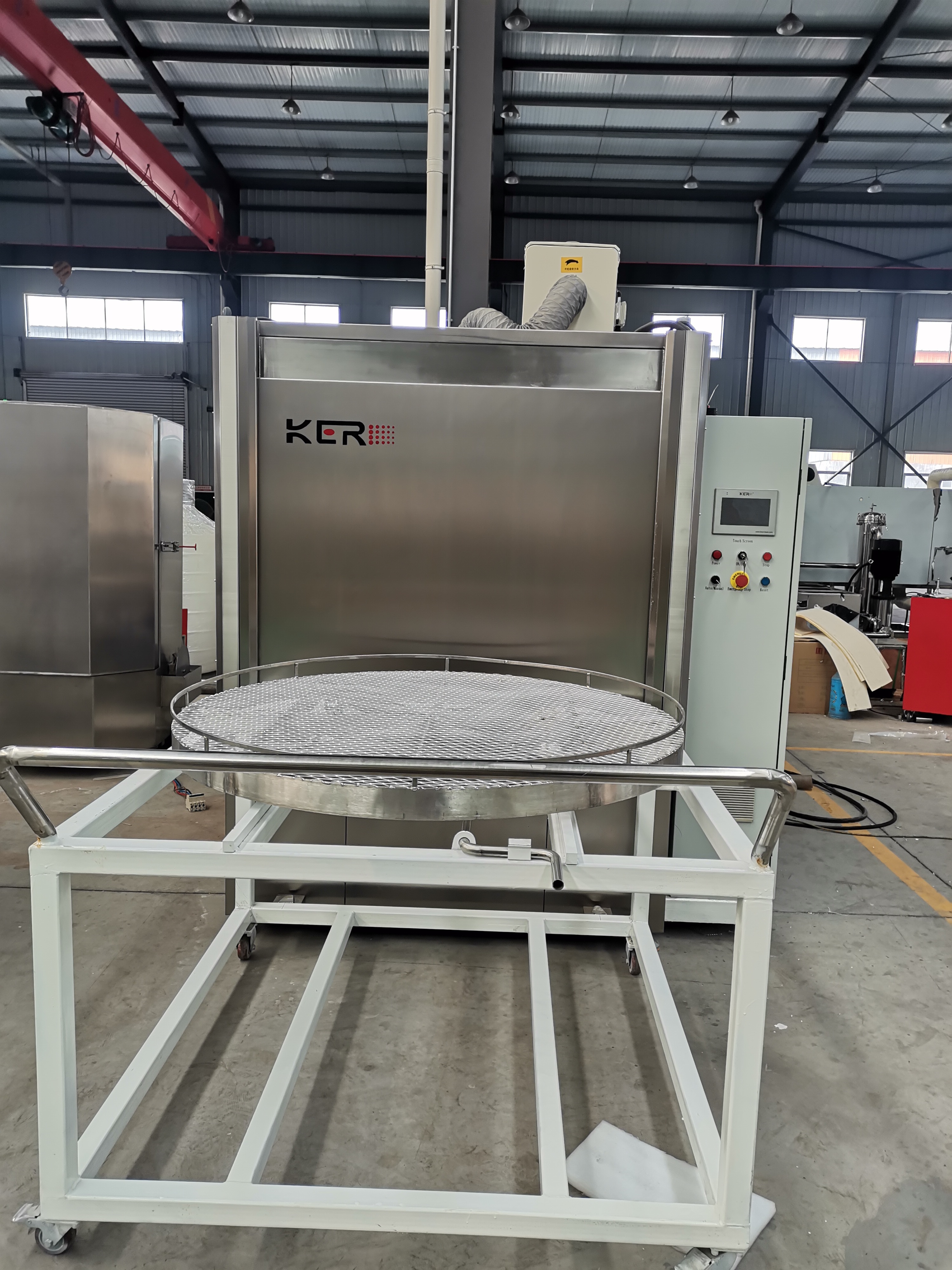 單工位旋轉噴淋清洗機全解析：高壓噴淋與旋轉工裝如何實現高效清潔？