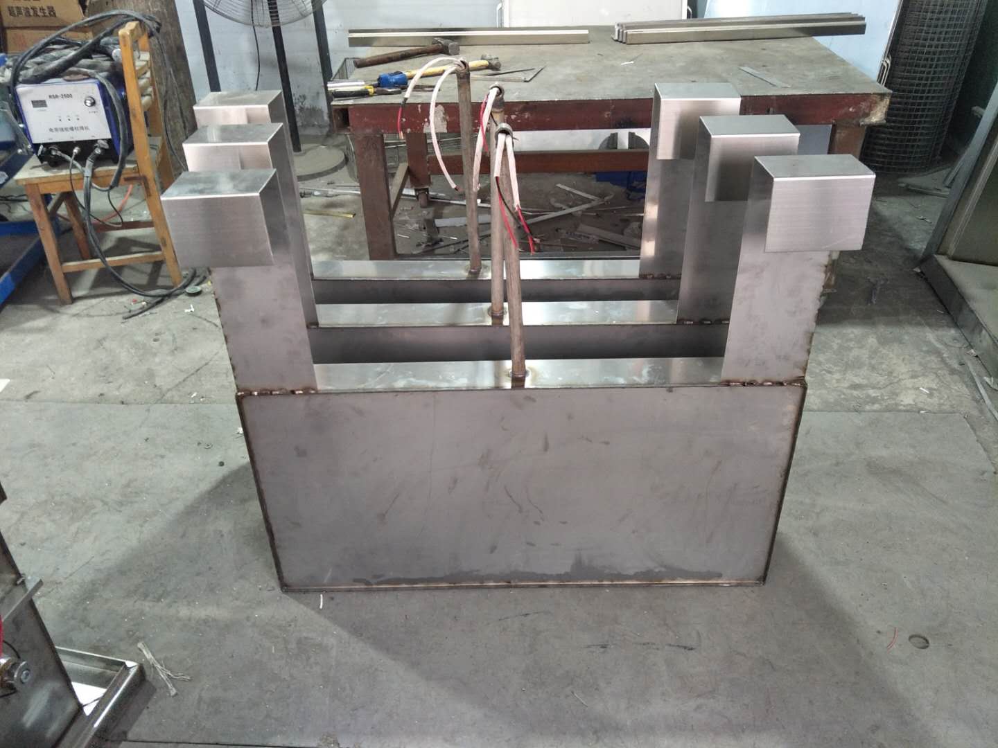 超聲波清洗機解決了工業清洗的難題